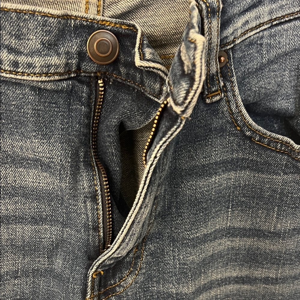 Amazon Essentials Indigo Bootcut Jeans - Picture 3 of 5